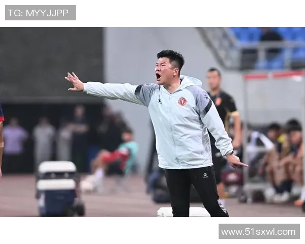 从贫困到辉煌足球明星的逆袭人生故事